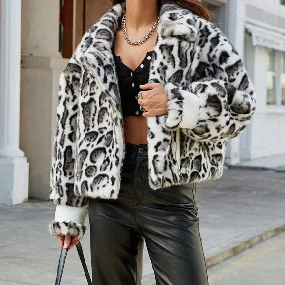 Glam Girl Women's Leopard Print Faux fur large collar zip up coat - Picture 7 of 7